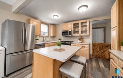 389 Walnut Ave, Parker, SD 57053-2210