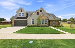 512 Bandera Drive, Howe, TX 75459