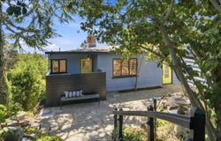 5915 Rincon DR, OAKLAND, CA 94611