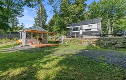 89 Thomas Pond Shore Road, Casco, ME 04015