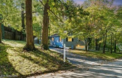 132 Taylor Rd, Oak Ridge, TN 37830