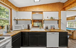 20779 S Cave Bay Rd, Worley, ID 83876