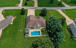 13777 N 560 E, Syracuse, IN 46567