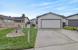 525 Cloudview DR, WATSONVILLE, CA 95076