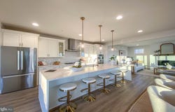 205 CAHILL AVE, SEVERNA PARK, MD 21146