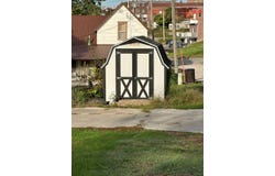 106 SE Mill St, Leon, IA 50144