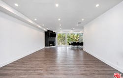 441 N Oakhurst Dr, Beverly Hills, CA 90210