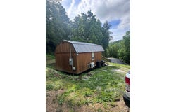 11147 KY Route 40-E, Boons Camp, KY 41204