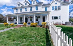 116 Nayatt Road, Barrington, RI 02806