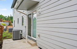 301 S 1st St., Silverton, OR 97381