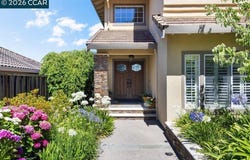 318 Sunset Dr, Danville, CA 94506