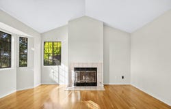 1037 Olympic LN, SEASIDE, CA 93955