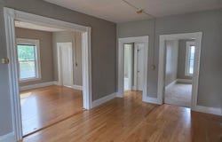 498 Merrimack Street, Manchester, NH 03103