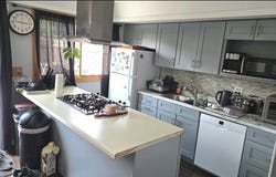 1743 Sessions Walk, Hoffman Estates, IL 60169