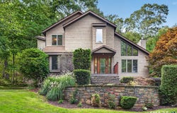 5 Connally Drive, Old Saybrook, CT 06475