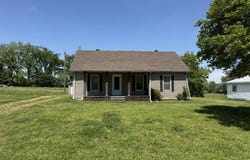 5250 State Route 123, Clinton, KY 42031