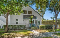 45 Greenmoor, Irvine, CA 92614