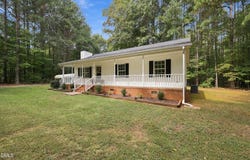 5822 Mill Pointe Lane, Efland, NC 27243