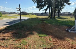 N Lost River, Benton, LA 71006
