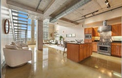 800 W 5th St, Austin, TX 78703