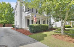 4100 Lake Pass LN, Suwanee, GA 30024