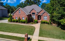 136 Manitou Drive, Maumelle, AR 72113