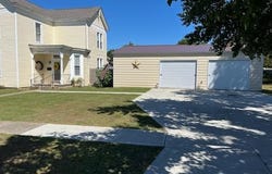 421 E 5th St, Brookville, IN 47012