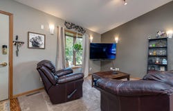 1114 Engesser Lane, Saint Peter, MN 56082