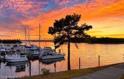 2213 Harbourside Drive, New Bern, NC 28560