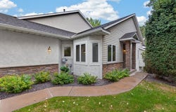 13250 39th Avenue N, Plymouth, MN 55441