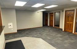 1007 E Saint Maartens Drive, St Joseph, MO 64506