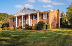 1435 S Peace Haven Road, Clemmons, NC 27012