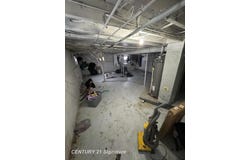 1815 State Street, Saginaw, MI 48602