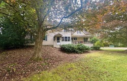 470 Elm Street, Keene, NH 03431