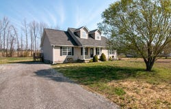 67 Dixie Village Ln, PARIS, TN 38242