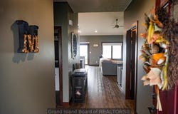 811 Remington Dr, Kearney, NE 68847