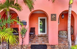 6965 W 2nd Way, Hialeah, FL 33014