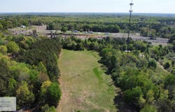 68 ROCK QUARRY RD, Pelham, NC 27311