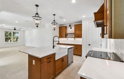 194 PASQUALA, OVIEDO, FL 32765