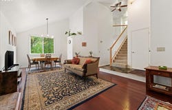 1005 SW 4TH St, Gresham, OR 97080