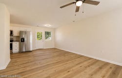 122 N Brookwood Dr, Louisville, KY 40229