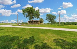 14464 172nd RD, Winfield, KS 67156