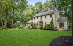 9 Millstream Drive, Exeter, NH 03833
