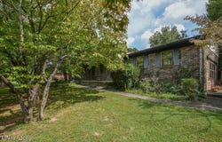 853 W Cunningham St, Alcoa, TN 37701