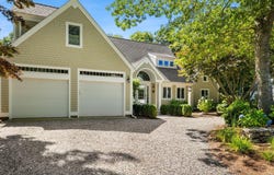 13 Driftwood Circle, Mashpee, MA 02649