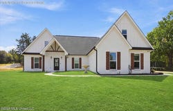 176 Carrington Road, Byhalia, MS 38611