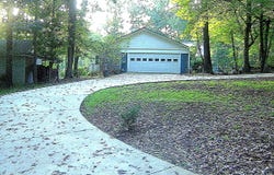 112 Peach Circle, West Point, GA 31833