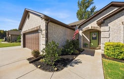 40 Arbor Trail, Cabot, AR 72023