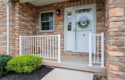 6 Harvey Ct, Clark Twp., NJ 07066-2938