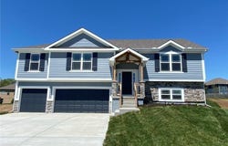 507 Skyview Lane, Liberty, MO 64068